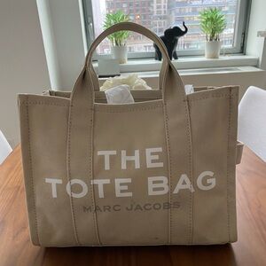 Marc Jacobs canvas medium tote bag in beige